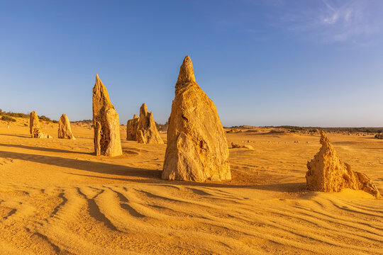 Australia, Oceania, Western Australia, Cervantes, Namburg National Park, Pinnacles Desert 
