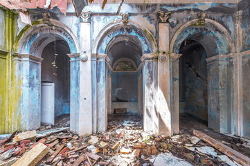 Coloane albastre  © Dawid