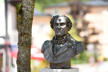 Büste von Johann Nestroy in Bad Ischl, Salzkammergut, Oberösterreich, Österreich, Europa - Bust...