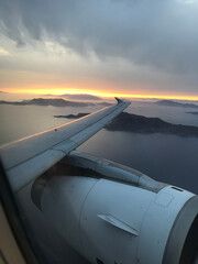 Fototapeta na wymiar sunset view from the plane