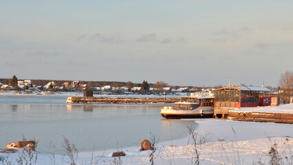 boats on the river in winter, 