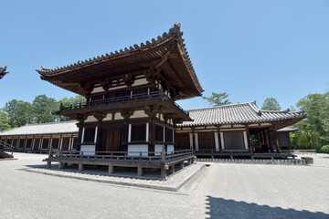 Naklejka premium 唐招提寺 鼓楼と礼堂 奈良市