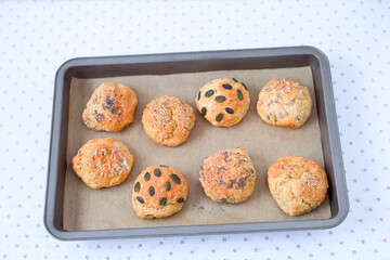 Quarkbrötchen mit Körnern