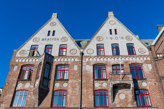 Bryggen, series of Hanseatic buildings, Bergen