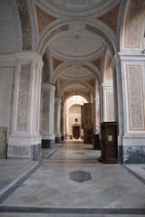 Fototapeta na wymiar Napoli - Navata di sinistra della Basilica di San Giovanni Maggiore