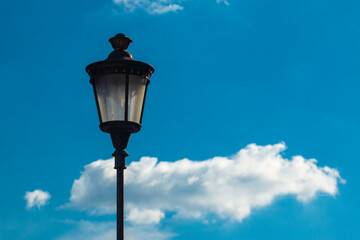 Fototapeta na wymiar A street lamp in Rome 
