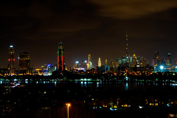 Fototapeta na wymiar Dubai city skyline at night
