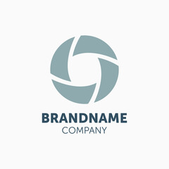 zoom logo design with geometry