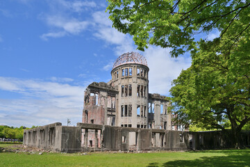 広島平和記念公園の原爆ドーム