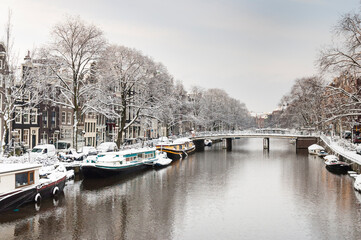 Fototapeta na wymiar Amsterdam in de winter, Amsterdam in winter