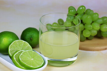green grape and lime juice, antioxidant and vitamin C 