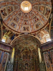 Fototapeta na wymiar Superb baroc interior, our lady of vernettes chapel in the french alps.