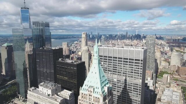 New York - Aerial shot of Manhattan skyscrapers, United States.mp4