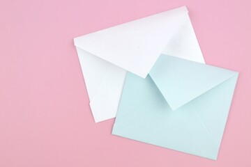 Fototapeta premium pink envelope