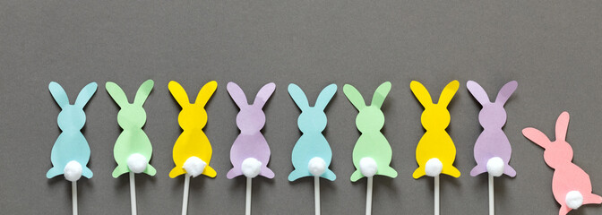 Happy Easter! Pom Pom Easter Bunny Craft