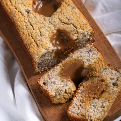Budín de dulce de leche y banana - torta de arequipe