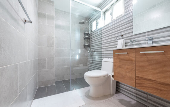 ba&ntilde;o
