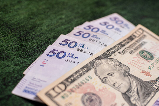 74 Best Colombian Peso Images Stock Photos Vectors Adobe Stock