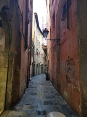 narrow street in italian old cities