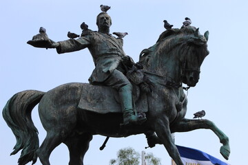 statue of Francisco Moraz&aacute;n 