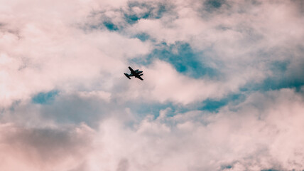 Avião no céu de Manaus