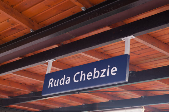 Nice view of Ruda Chebzie train station in Chebzie.
