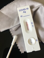 Corona Selbsttest mit negativen Ergebnis