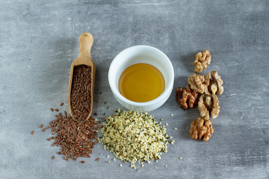 Omega-3 fatty acids – flaxseeds, hemp oil and walnuts