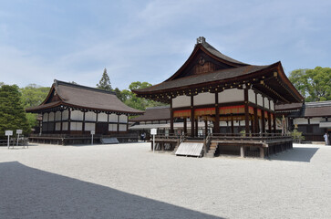 下鴨神社　神服殿と舞殿　京都市