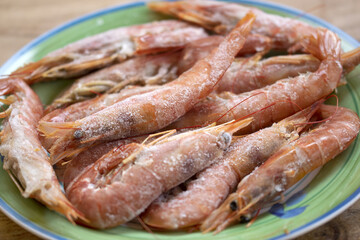 raw frozen prawns