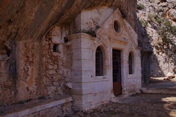 Fototapeta na wymiar Ruin of Monastery Katholiko on Akrotiri peninsula on Crete in Greece, Europe 