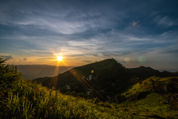 Obraz premium Beautiful mountain views against the sky with beautiful clouds.
