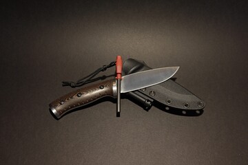 
Survival, outdoor knife with micarta handle.


