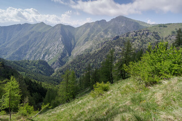 Fototapeta na wymiar Ligurian Alps, along the French-Italian border