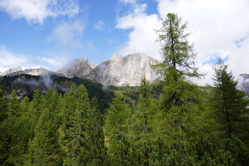 Obraz premium the view from the hiking trail to the Cascades de Pisciadu in Corvara, Dolomites, South Tyrol, Italy, September