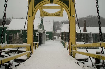 Foto auf Leinwand Openluchtmuseum in de sneeuw, © jos