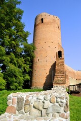 Zamek książąt mazowieckich w Czersku. Budowla gotycka zbudowana na przełomie XIV i XV wieku. © Albin Marciniak