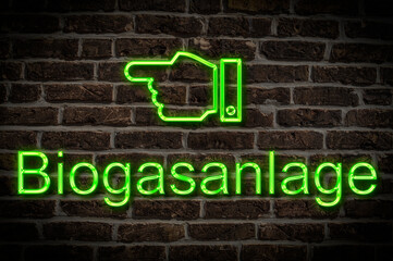 Fototapeta premium Leuchtreklame Biogasanlage