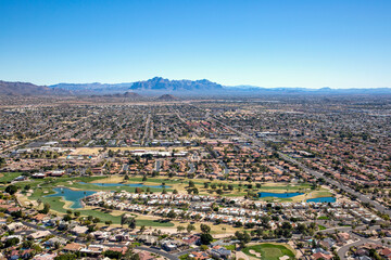 Winter golf in the Valley of the Sun enjoyed by locals and tourists 