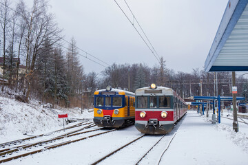 Fototapeta na wymiar Trains zakopane - krakow . Zakopane ski wintre resort