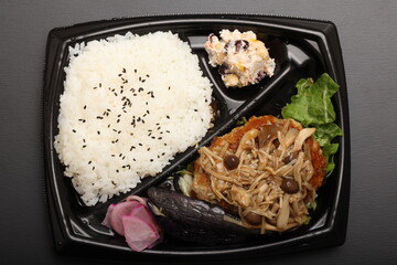 和風きのこハンバーグ弁当