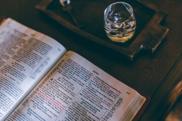 Mateo 4:4