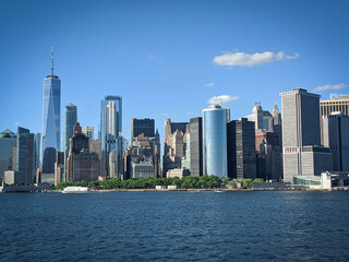 Fototapeta na wymiar New York skyscrapers in lower Manhattan on a sunny day