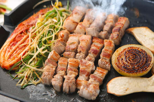 삼겹살 한국음식 Pork belly samgyeopsal