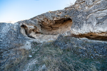 M.Ö.'ye tarihlenen hamam kalıntıları batı karadeniz'de karabük, eski çarşı. taş formlar ve sıcak su