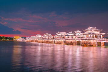 Obraz premium Night view of Guangji Bridge, Chaozhou City, Guangdong Province, China