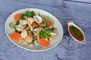 Sukiyaki, Thai style