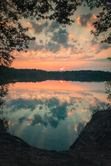 Sonnenaufgang am see 2