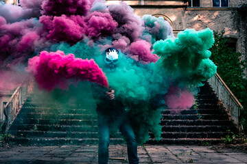 Smoke mit Maske 4