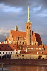 Wroclaw, zabytkowa dzielnica Ostrow Tumski, koscioly - obrazy, fototapety, plakaty